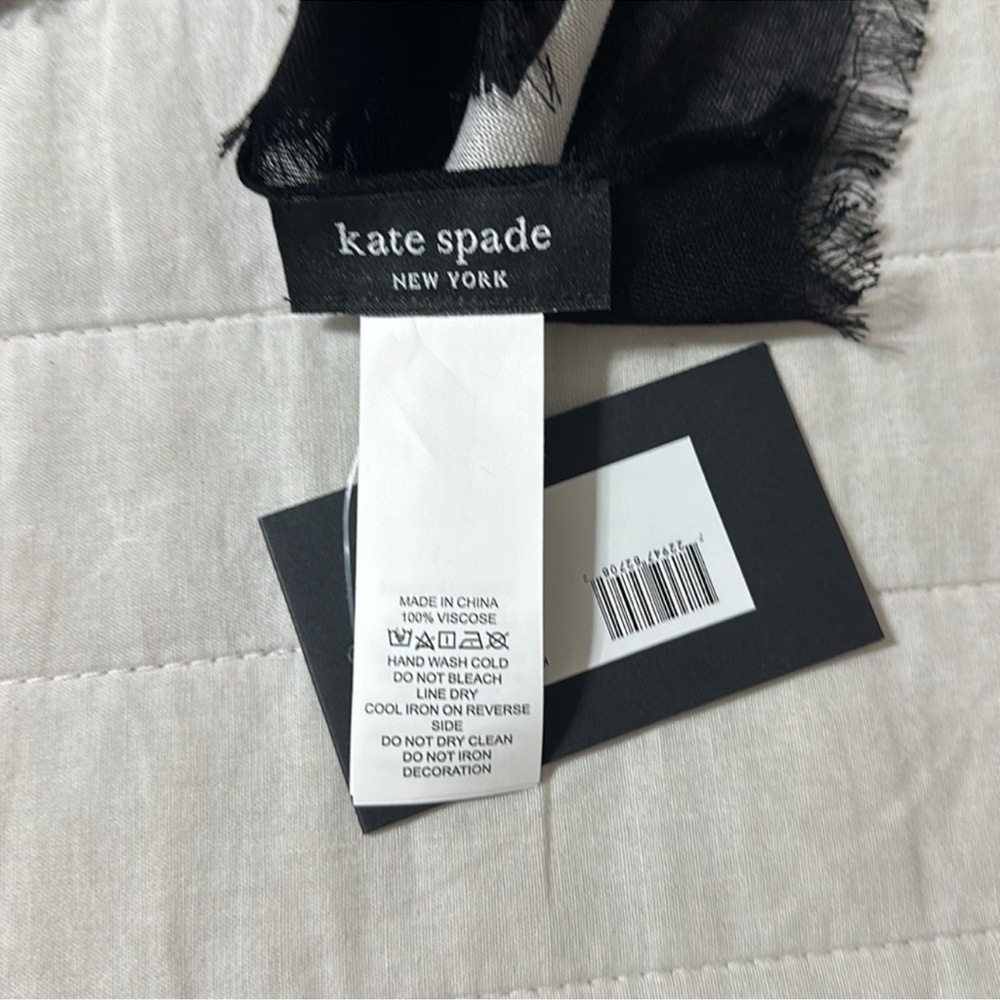 kate spade Black White Art Large Dot Oblong Fringe Hem Scarf - Picture 11 of 11